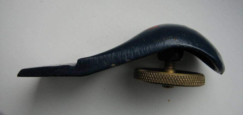 clampplateandwheelsideview